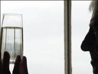 Tiene hipo desde hace 15 meses: Un Cantante en estados Unidos. Aunque Muy lejos De Romper El Record Guiness