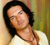 Las cábalas de los famosos: Brad Pitt y Ricardo Arjona