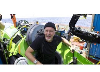 James Cameron llega al punto más profundo del Océano