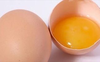Un Joven de 20 años, muere tras comerse 29 huevos crudos