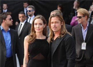 Angelina Jolie Reaparece Después de Someterse a una Mastectomía Angelina Jolie Reaparece Después de Someterse a una Mastectomía