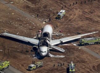 Un Avión se Estrella en San Francisco Un Avión se Estrella en San Francisco