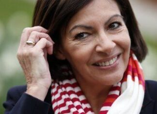 Una Española es Alcaldesa de París Una Española es Alcaldesa de París