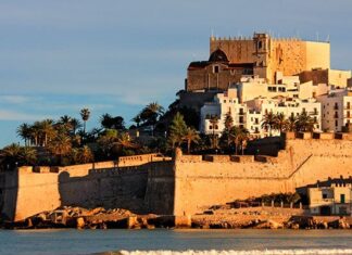 El Castillo de la Playa en Peñíscola Castillo de Peñiscola