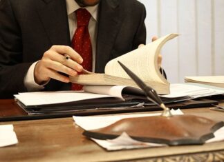 Tipos de Abogados ¿Quién gana más? tipos de abogados