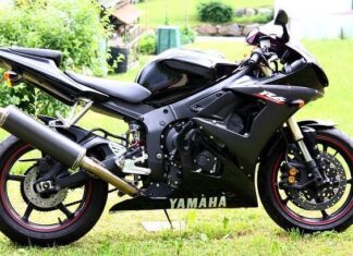 Cómo elegir una moto deportiva