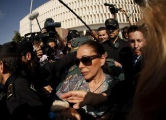 La Audiencia de Málaga ordena el Ingreso en Prisión de Isabel Pantoja La Audiencia de Málaga ordena el Ingreso en Prisión de Isabel Pantoja
