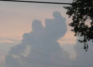 Ilusion optica en las nubes . King Kong