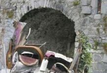 Cara hecha con basura