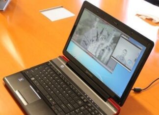 Notebook 3D de Toshiba que no necesita de gafas