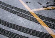 Huellas de neumaticos convergentes?