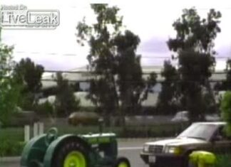 Ilusion optica. Aparta ese tractor.