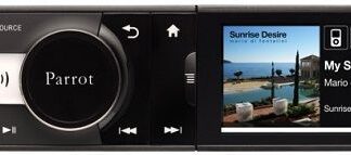 Radio Parrot Asteroid equipada con Android