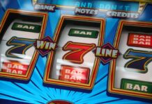 Un Breve Paso Por La Historia De Las Tragaperras Historia De Las Tragaperras