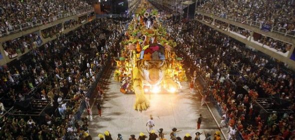Rio de Janeiro, el Carnaval Más Famoso del Mundo