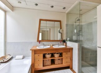 Los Españoles, Los que Más se Duchan Los Españoles, Los que Más se Duchan